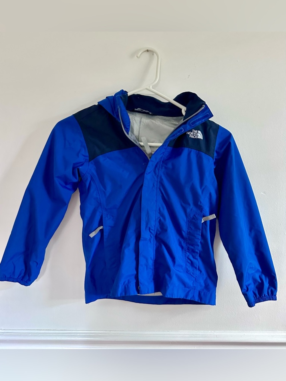 The North Face Kids Blue Hooded Rain Jacket XS
